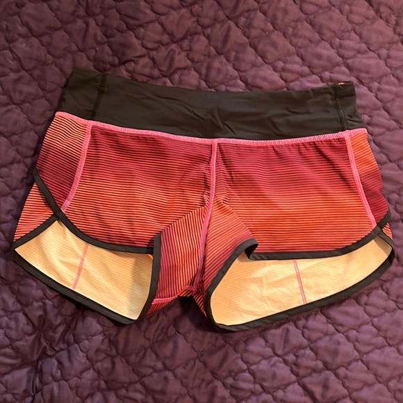 Gently worn Lululemon Speed Shorts - Picture 1 of 4